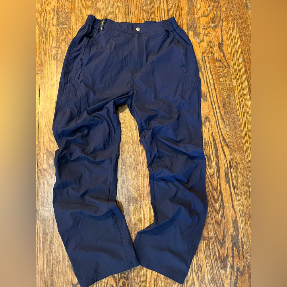 TRR Outdoor Sports Nylon Pants Size L Strecth Waist.